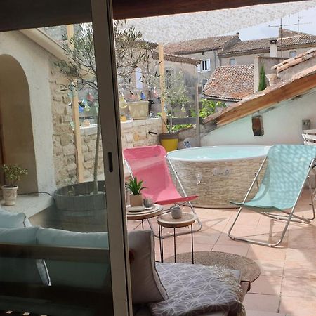 Maison Avec Jacuzzi Et Terrasse Sur Les Toits Brignon Exterior photo